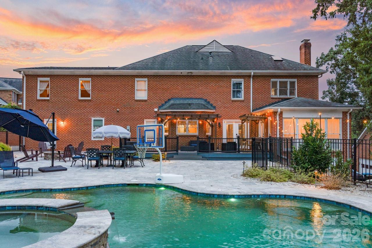 1006 Chelsea Pl., Matthews, NC 28105