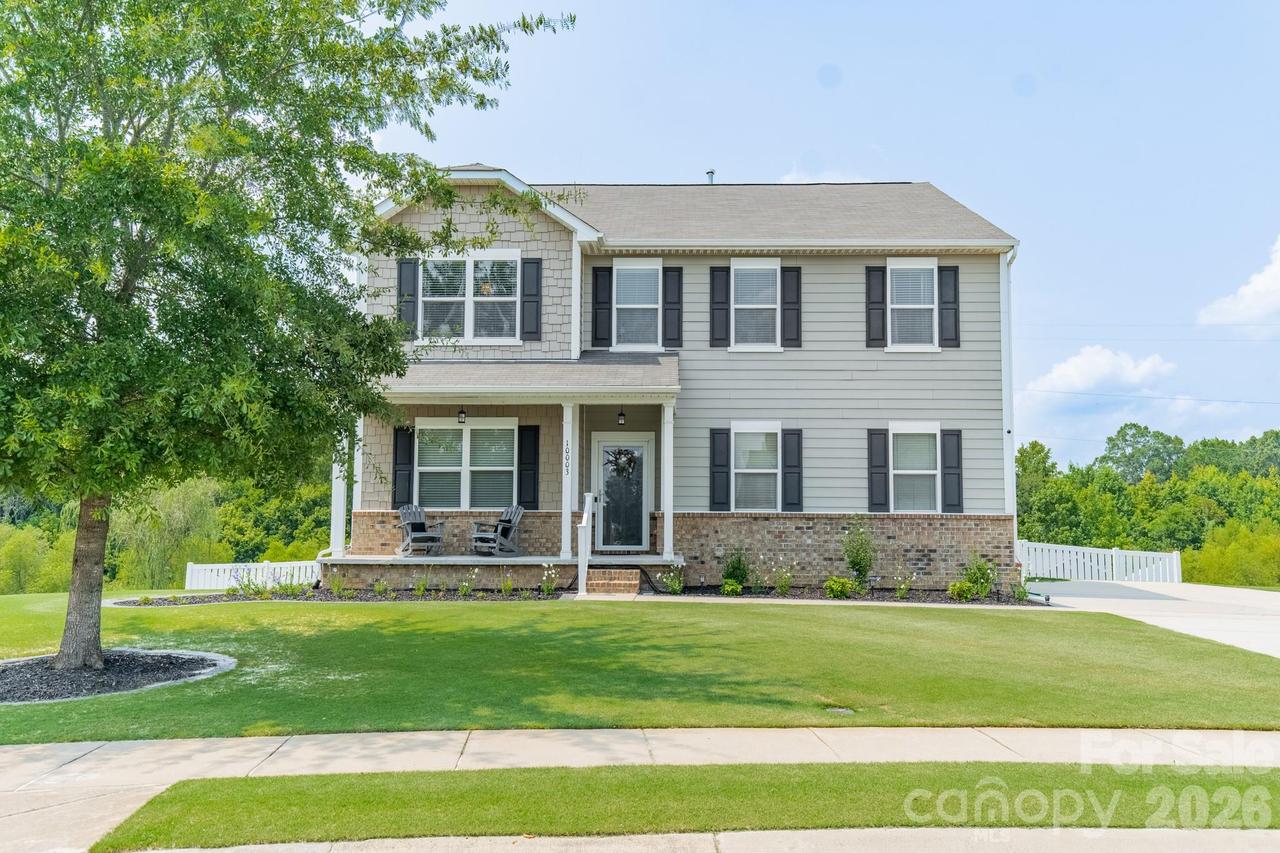 10003 Blue Stream Ln., Indian Trail, NC 28079