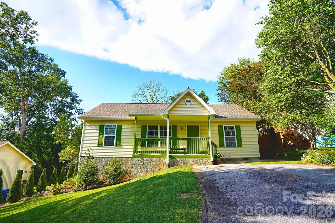 43 Moore Ave., Asheville, NC 28806