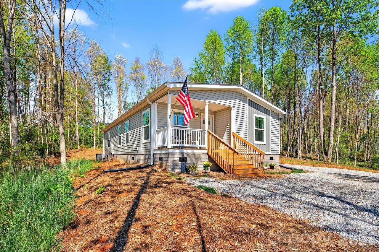 55 Cypress Rd., Marion, NC 28752