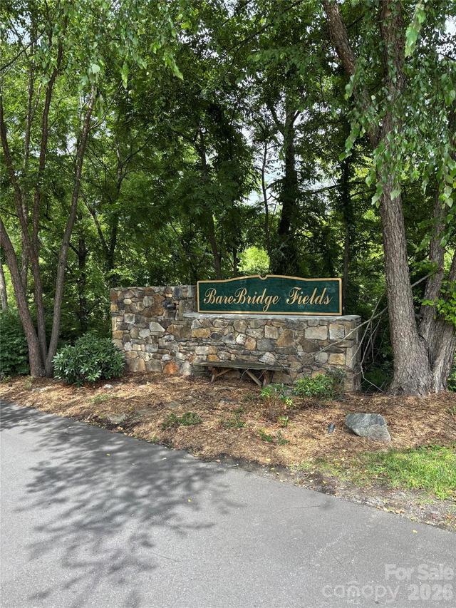 000 Barebridge Dr. #13&15, Burnsville, NC 28714