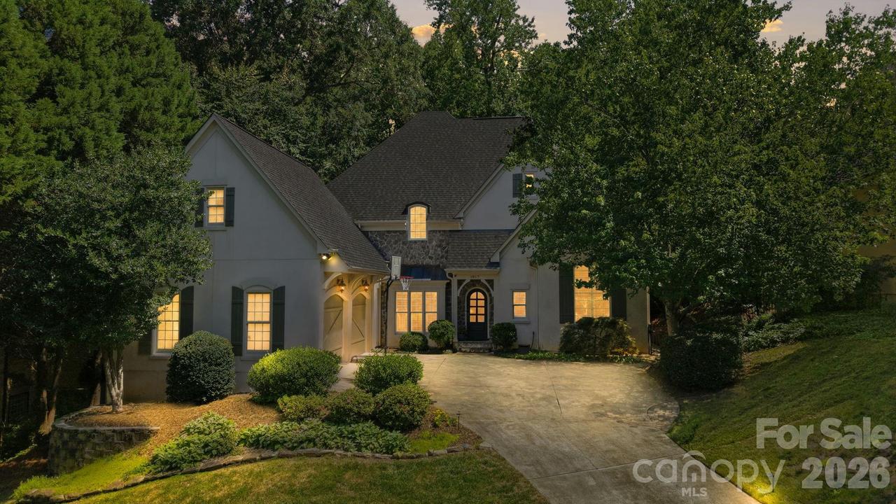 1817 Asbury Hall Ct., Charlotte, NC 28209