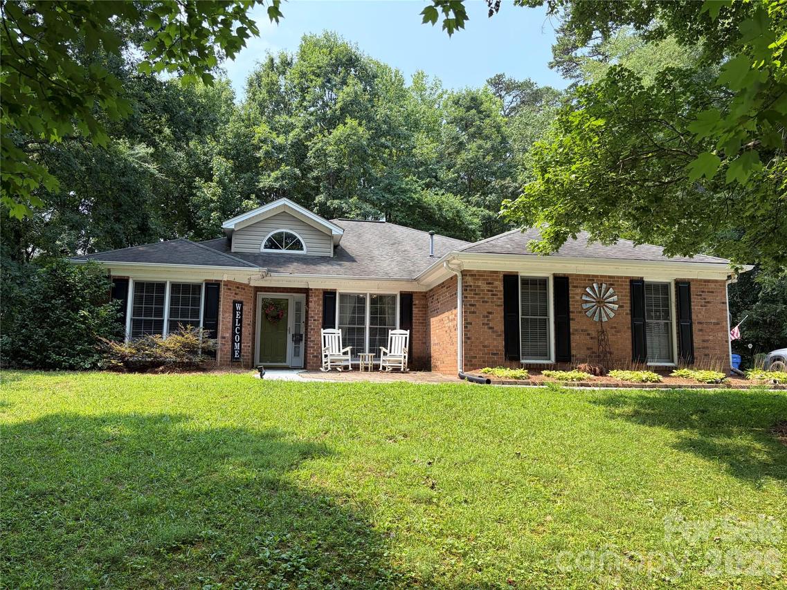 270 Charter Oak Ct., Mooresville, NC 28115