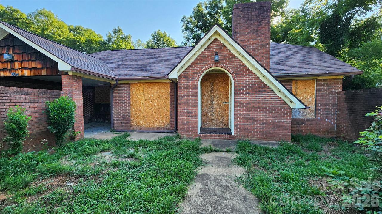 906 Trogdon St., North Wilkesboro, NC 28659