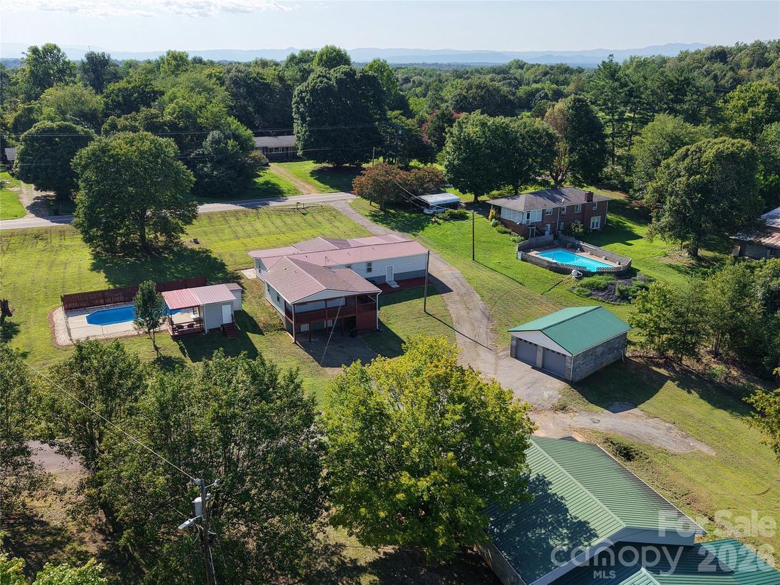 2295 Shady Grove Rd., Connelly Springs, NC 28612
