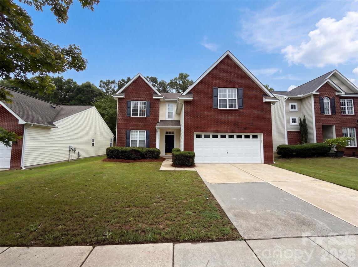 17240 Westmill Ln., Charlotte, NC 28277