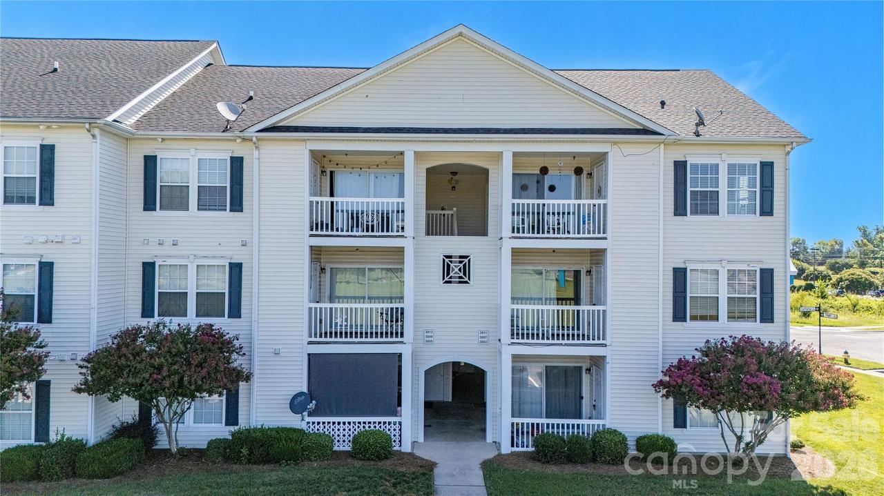 3811 Carl Parmer Dr., Harrisburg, NC 28075