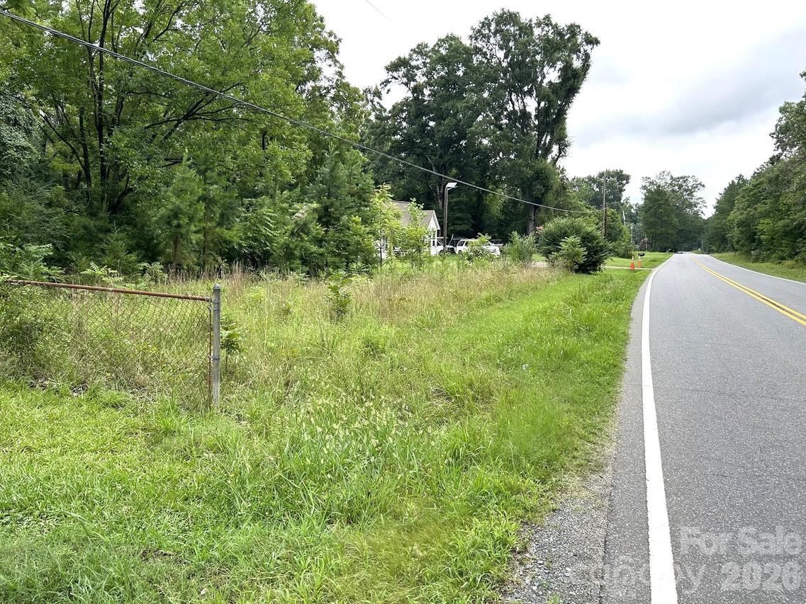 2580 Mount Pleasant Rd., Mount Pleasant, NC 28124