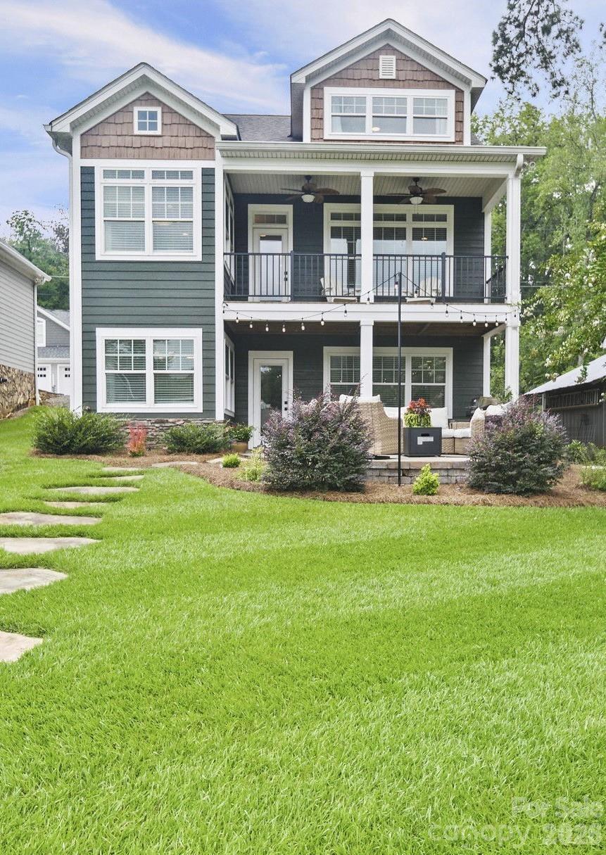 698 Lake Head Rd., Norwood, NC 28128