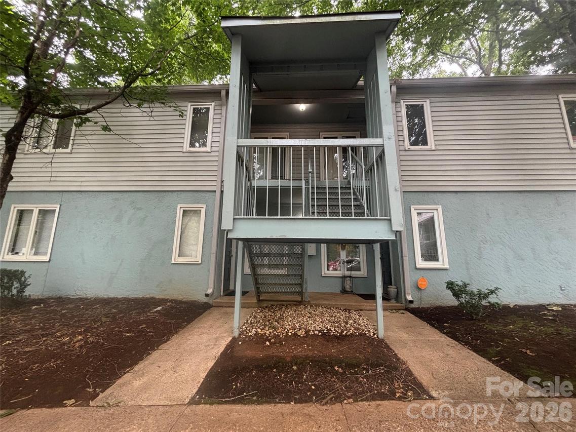 1906 Meadowlark Ln. #19, Charlotte, NC 28210