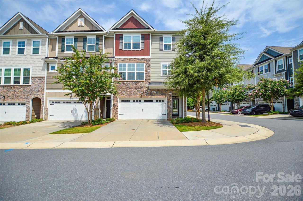 12104 Ardrey Park Dr., Charlotte, NC 28277