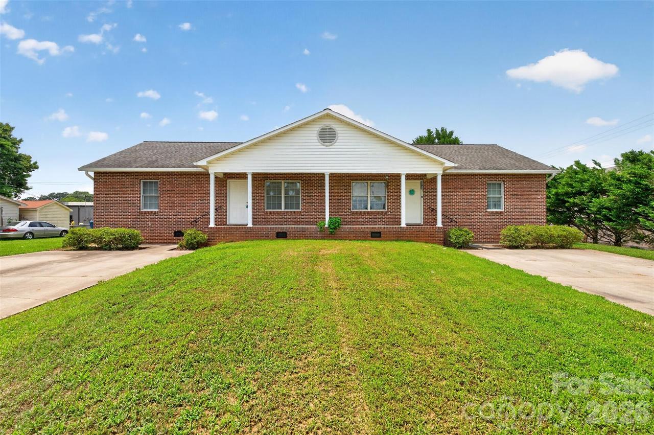 1535 & 1537 23rd St., Hickory, NC 28601