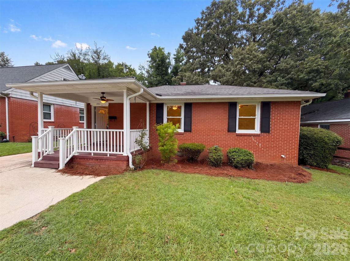 1521 Herrin Ave., Charlotte, NC 28205