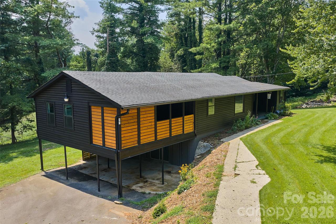 75 Old Macedonia Rd., Alexander, NC 28701