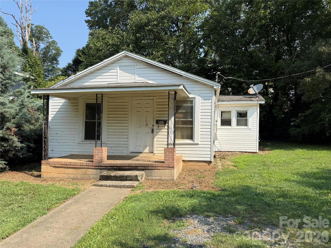 402 Lincoln St., Belmont, NC 28012
