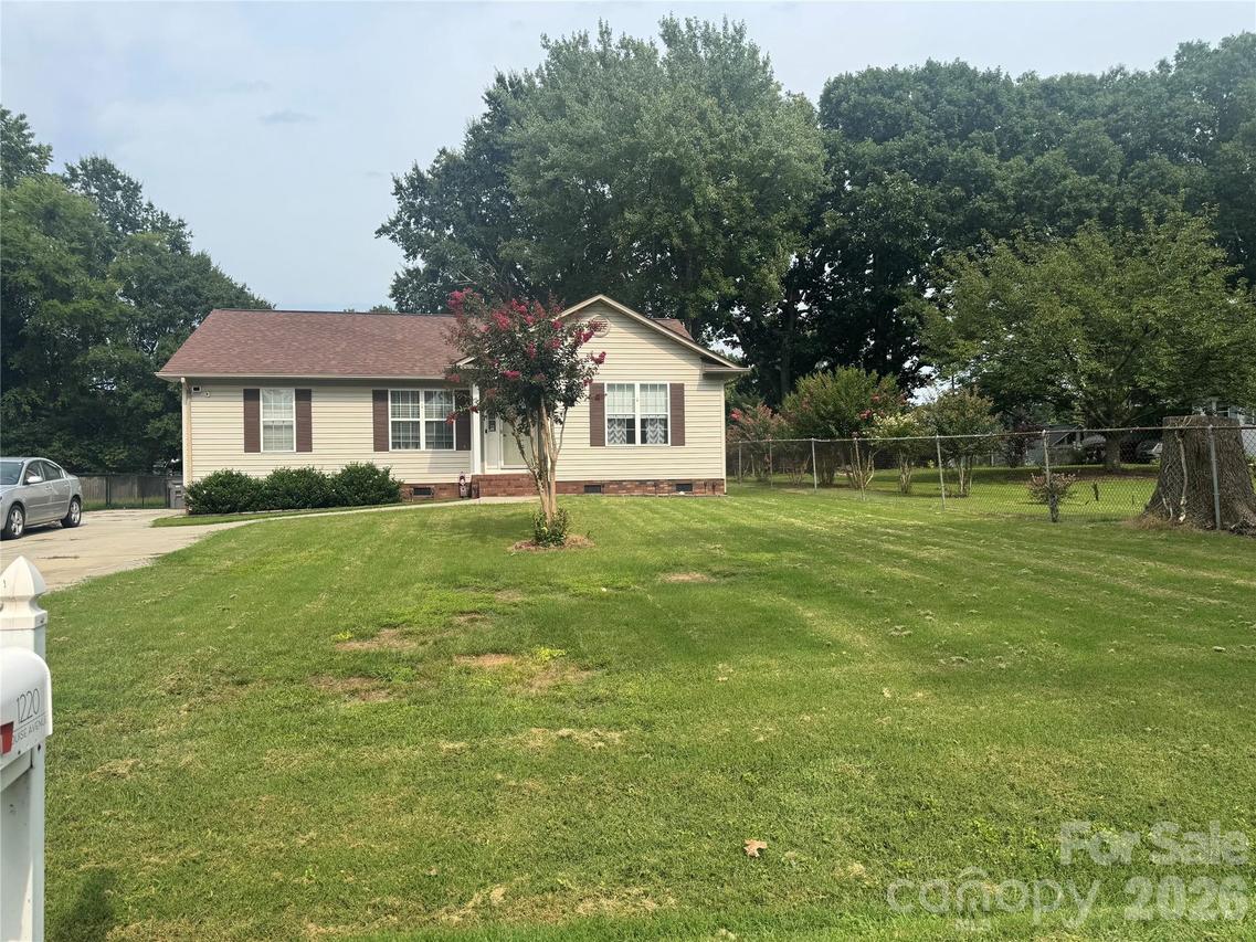 1220 Louise Ave., Kannapolis, NC 28083