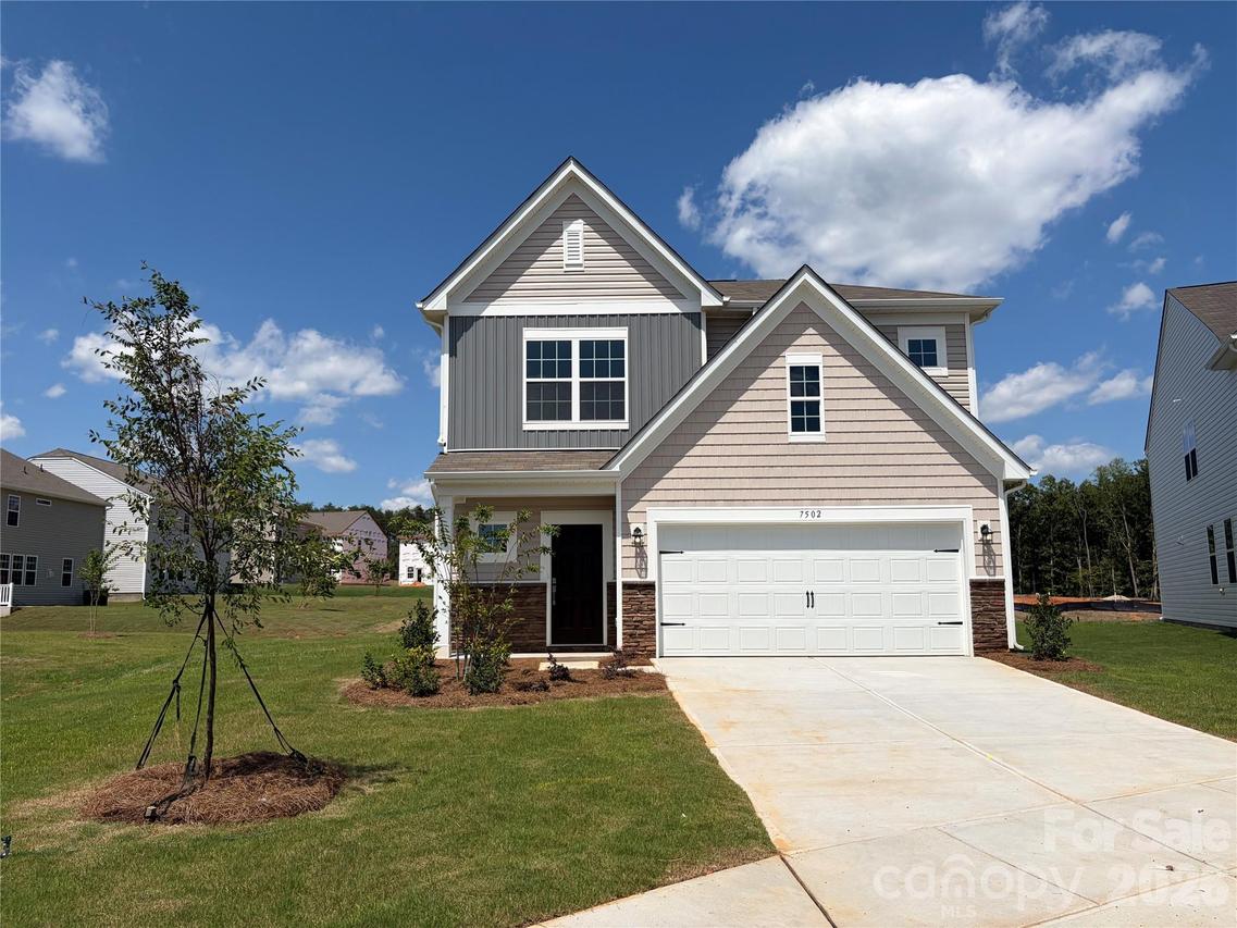 7502 Starwatch Ct., Maiden, NC 28650