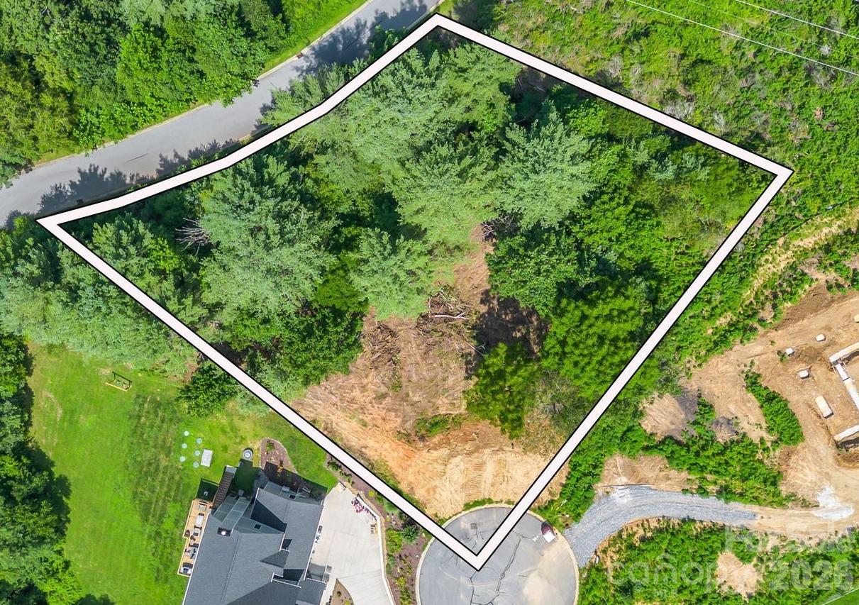 50 Erin Glen Ct., Fairview, NC 28730