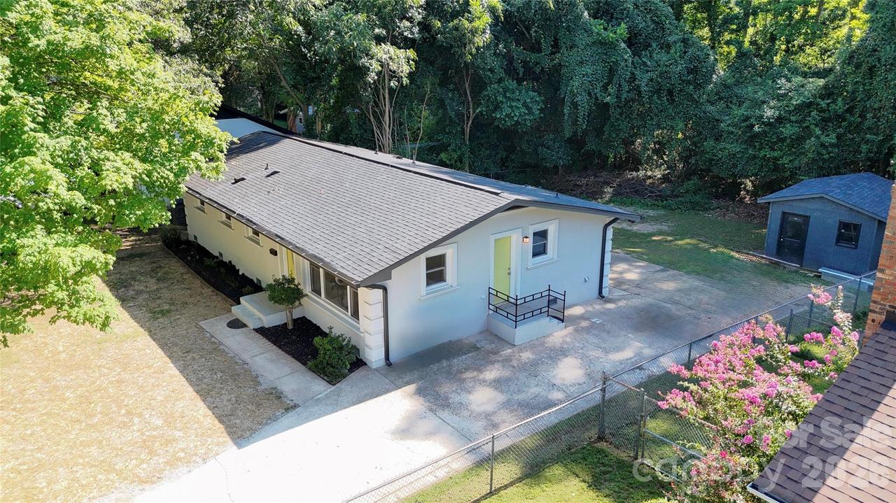 1501 Vancouver Dr., Charlotte, NC 28213
