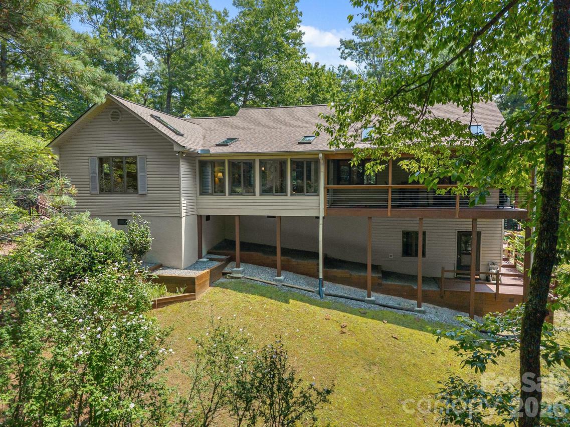 620 Thunder Rd., Brevard, NC 28712