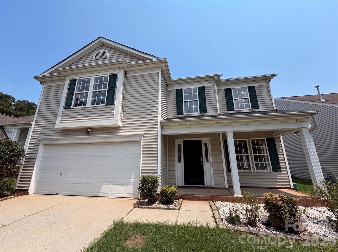 5714 Waverly Lynn Ln., Charlotte, NC 28269