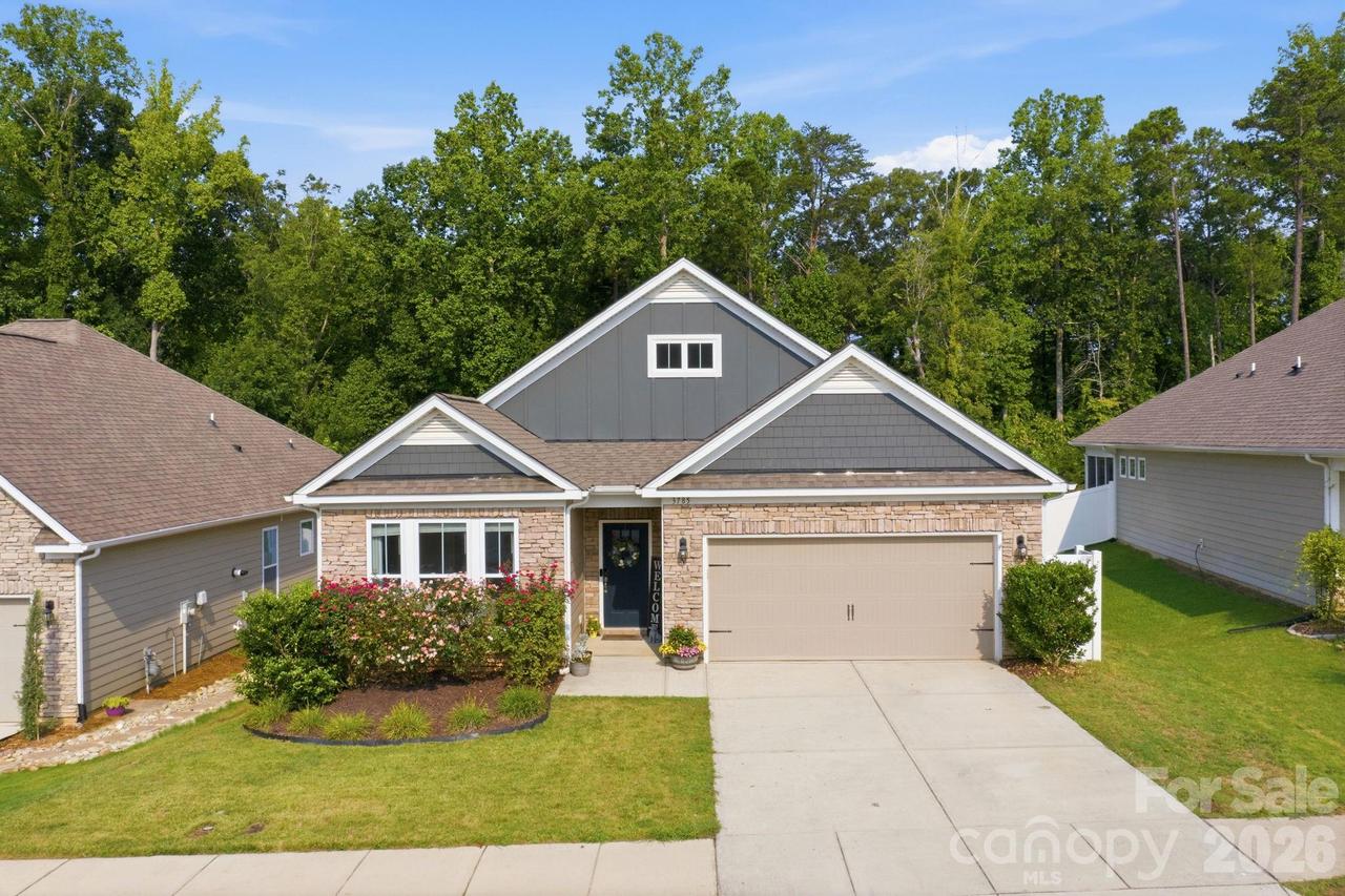 3785 Summer Haven Dr., Sherrills Ford, NC 28673