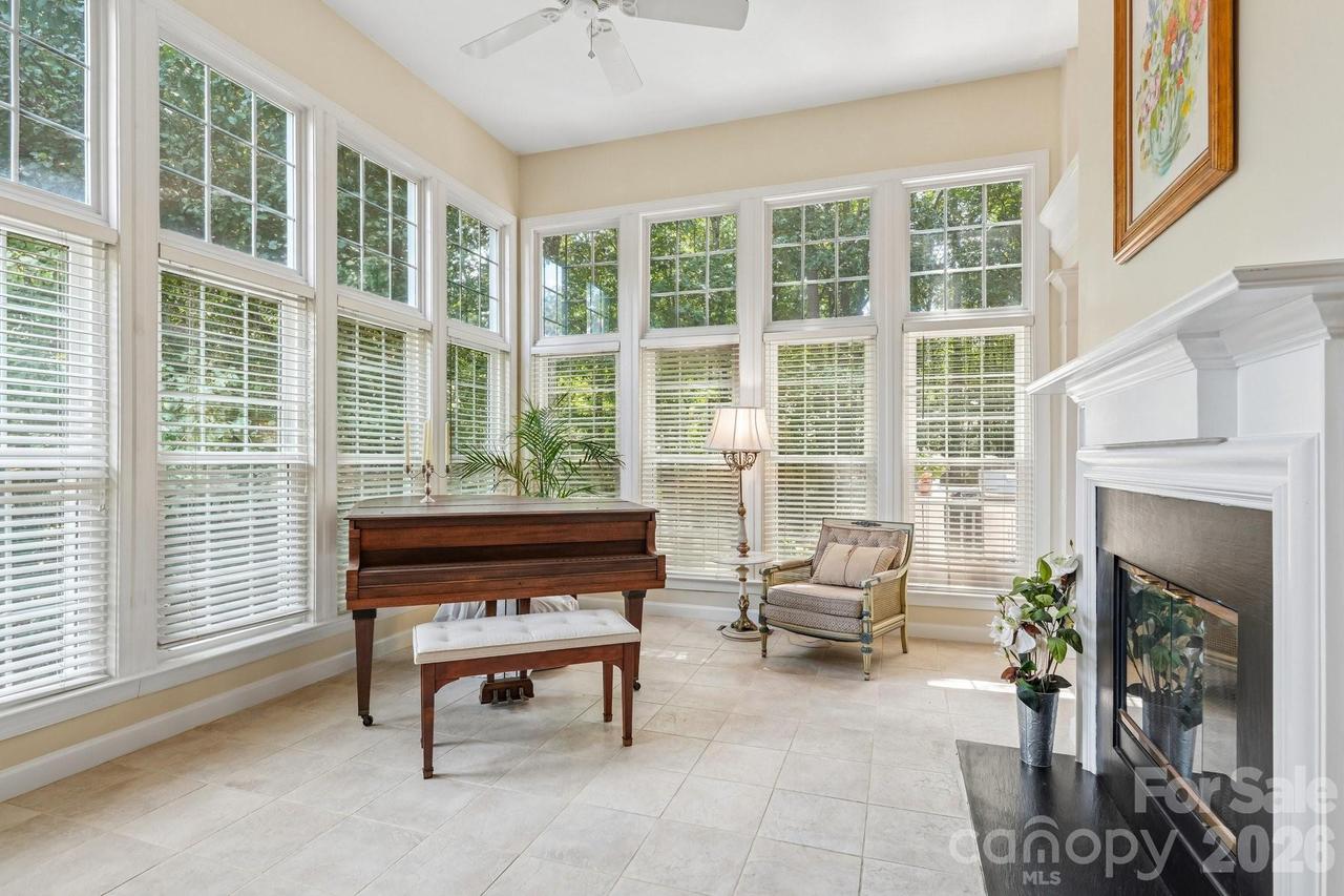7613 Tarland Ln., Charlotte, NC 28269