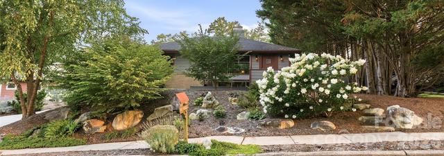 New Homes For Sale This Week That Attend Asheville Middle: July 31st to August 6th
