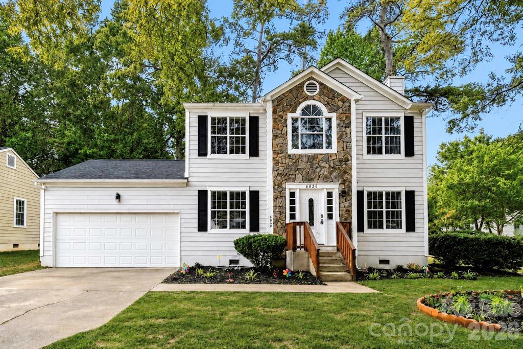 6020 Running Deer Rd., Charlotte, NC 28214