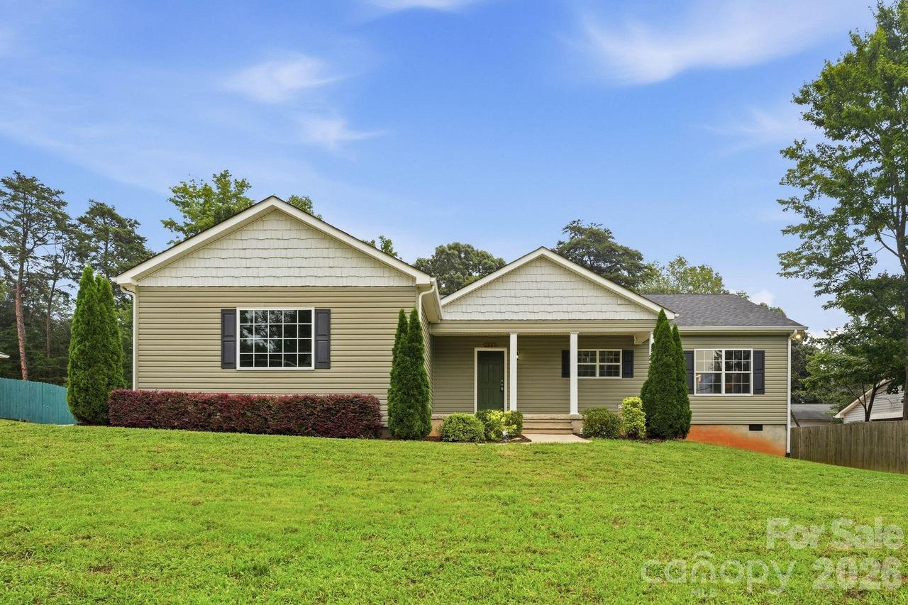 4888 Slanting Bridge Rd., Sherrills Ford, NC 28673