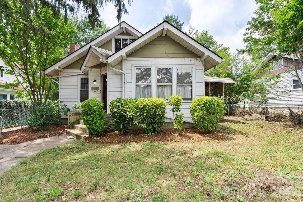 47 Virginia Ave., Asheville, NC 28806
