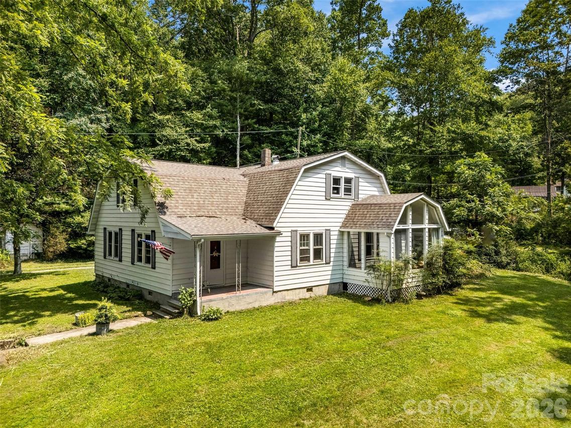 680 Pennsylvania Rd., Arden, NC 28704