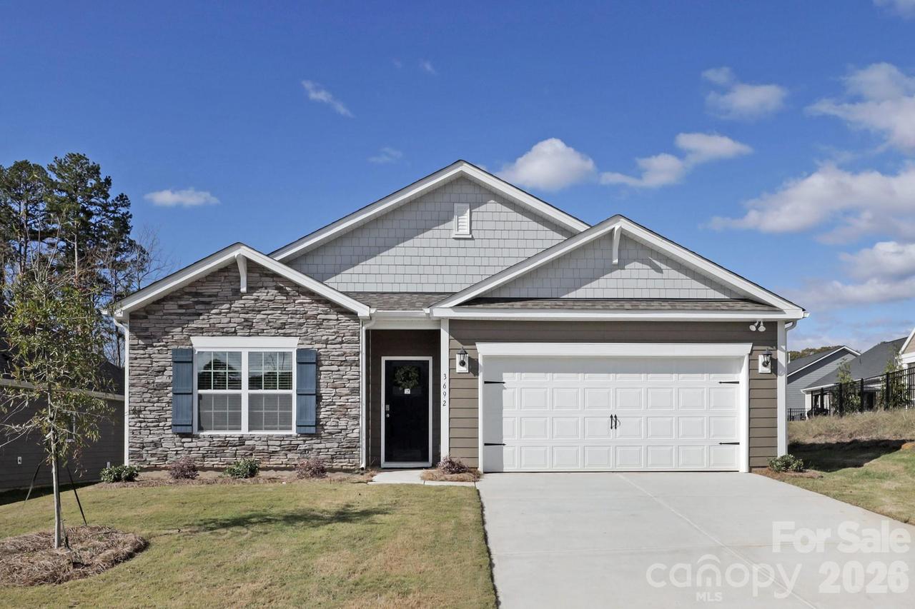 159 Piney Woods Rd., Fletcher, NC 28732