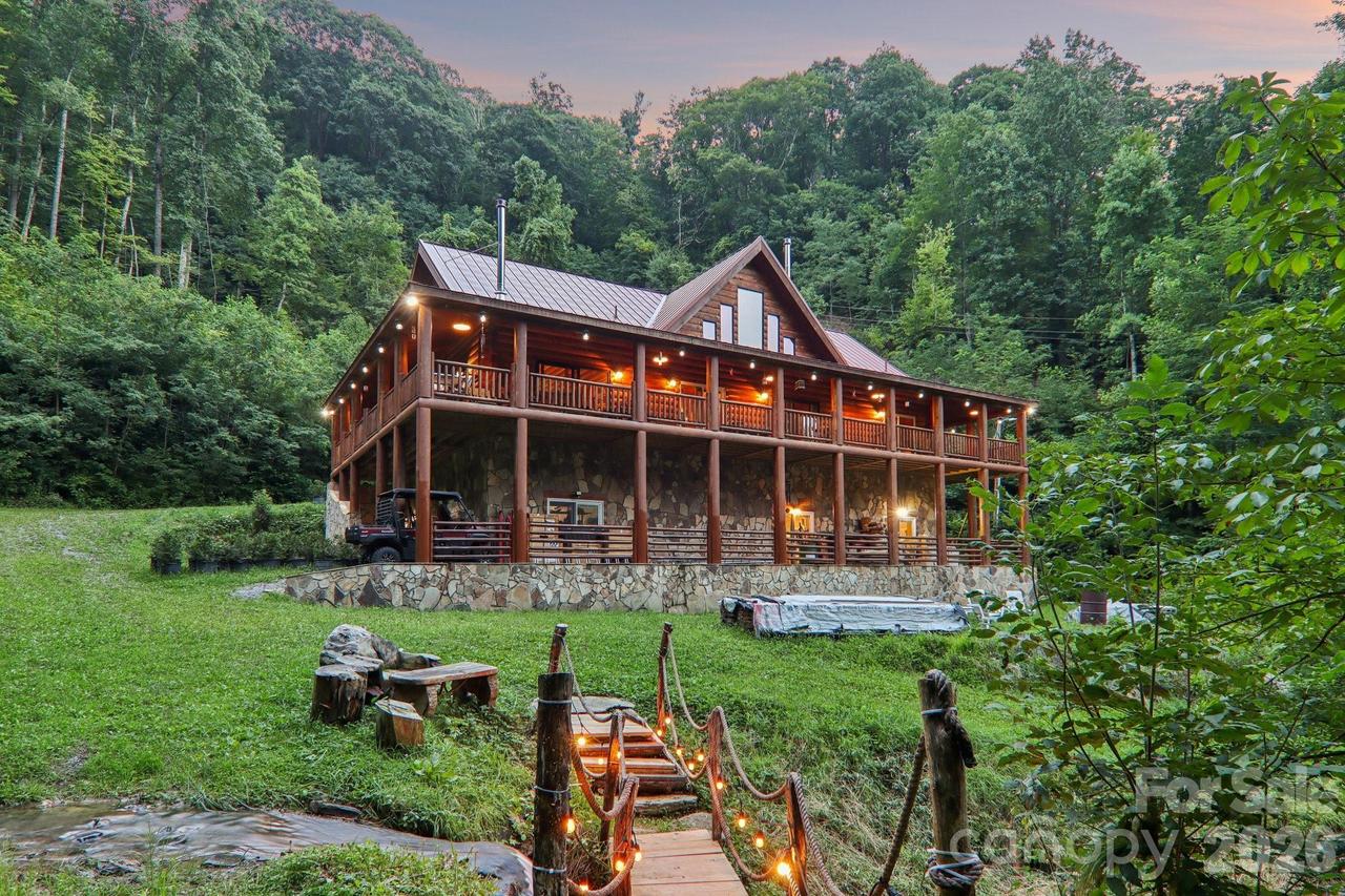 4501 Cove Creek Rd., Waynesville, NC 28785