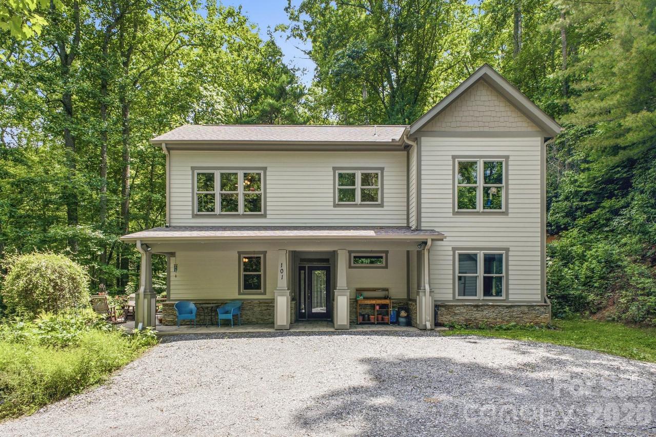 101 Reeds Creek Rd., Fairview, NC 28730