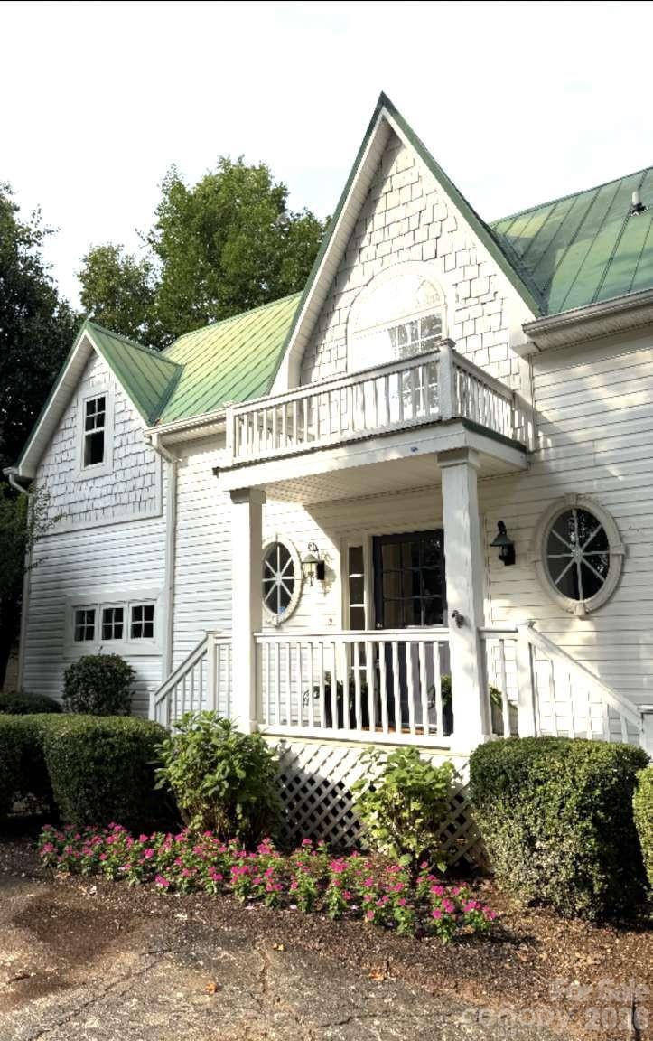 537 Stutts Rd., Mooresville, NC 28117