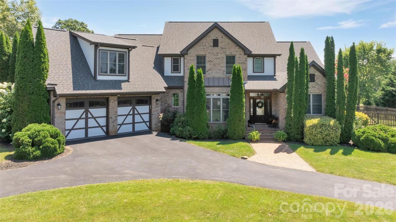 37 Carland Dr., Arden, NC 28704