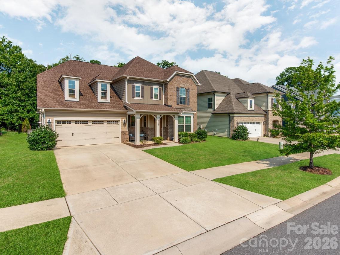 8022 Cornhill Ave., Charlotte, NC 28277