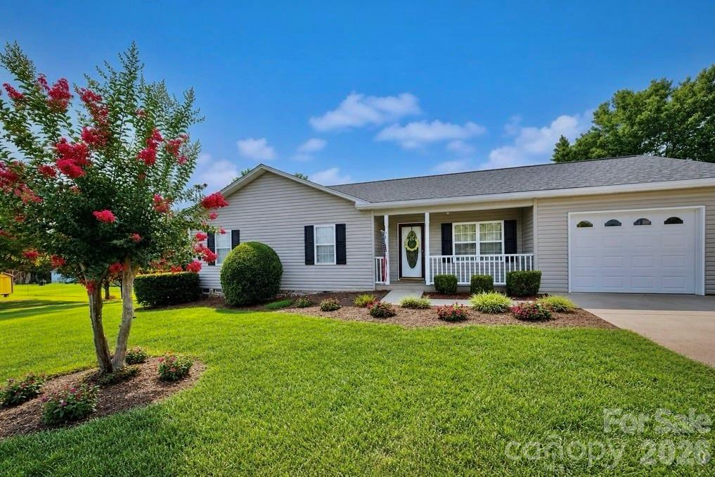 5189 Canary Ct., Granite Falls, NC 28630