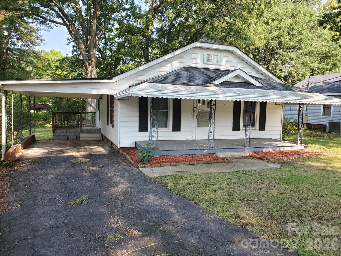 1905 Crestmont Ave., Kannapolis, NC 28081