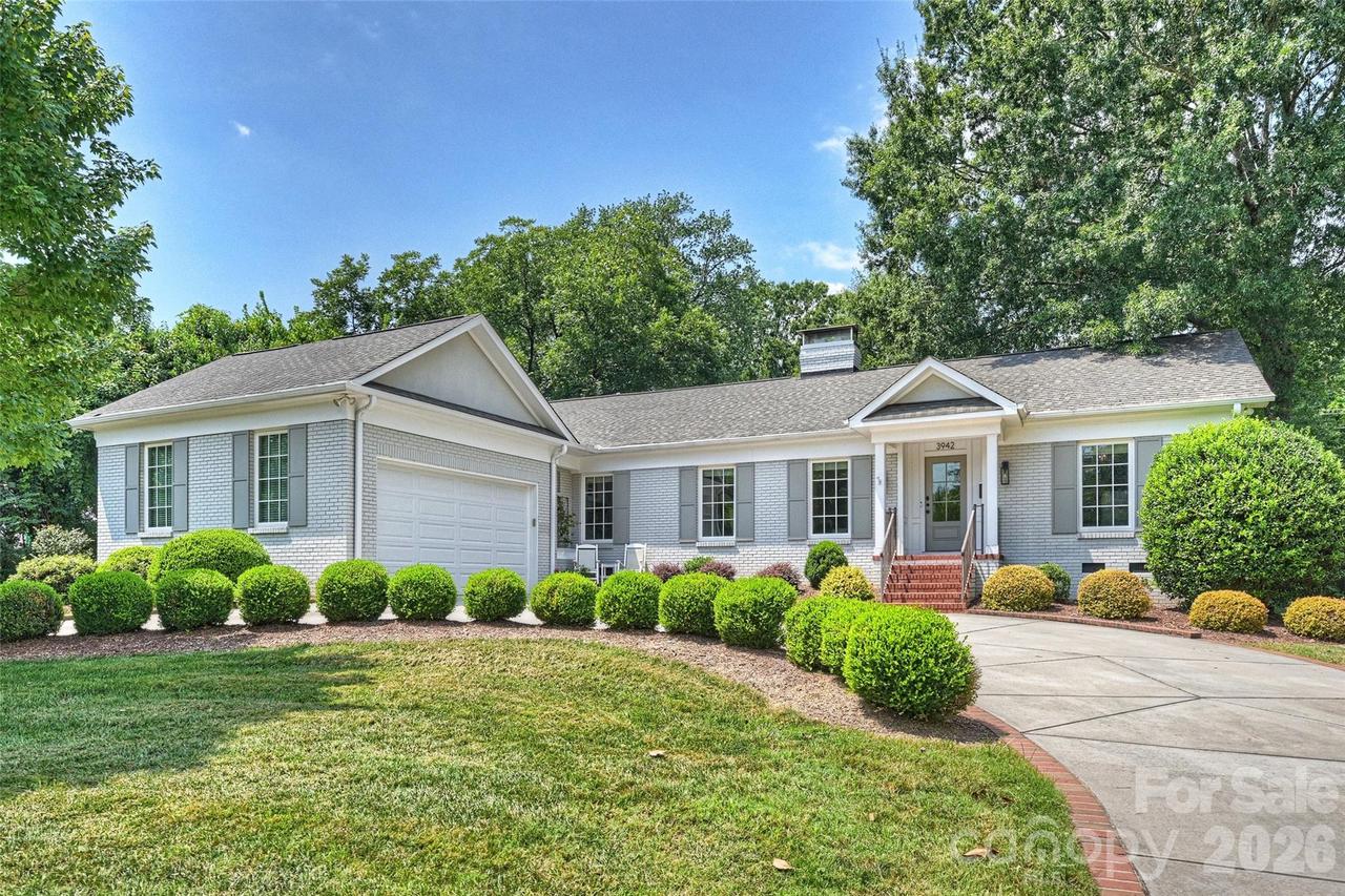 3942 Barclay Downs Dr., Charlotte, NC 28209