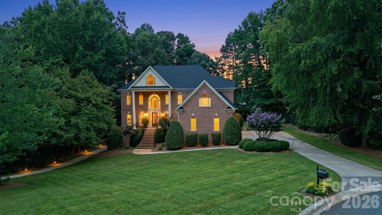 1009 Honors Ct., Waxhaw, NC 28173