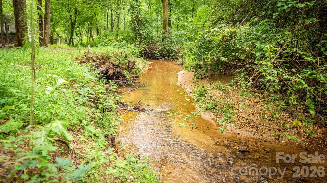720 Saint Cloud Dr., Statesville, NC 28625