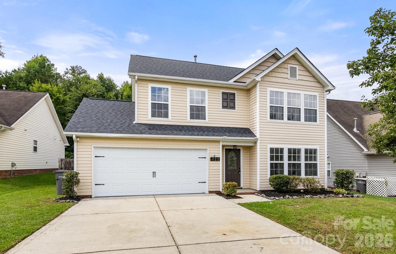 223 Newport Dr., Kannapolis, NC 28081