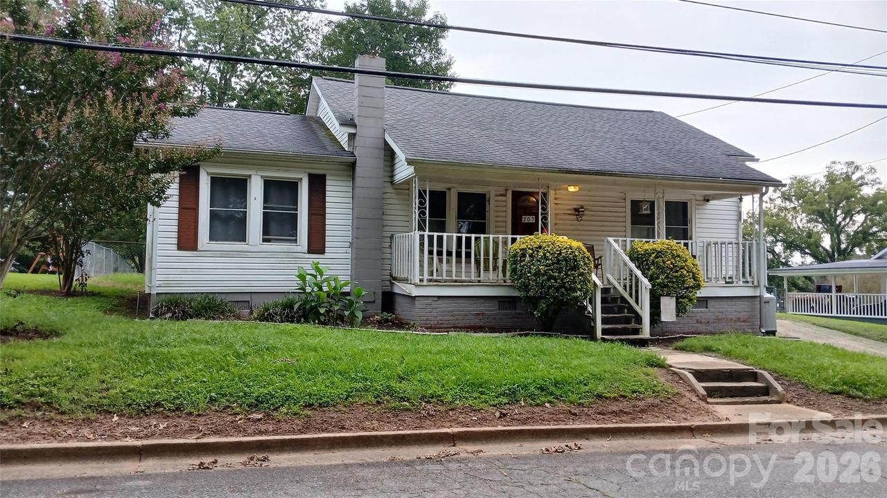 203 Church St., Rhodhiss, NC 28630