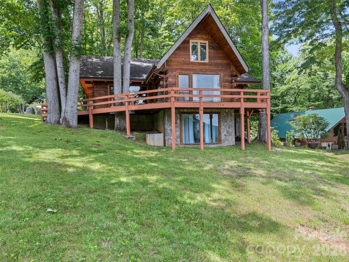 770 Shelton Cove Rd., Waynesville, NC 28785
