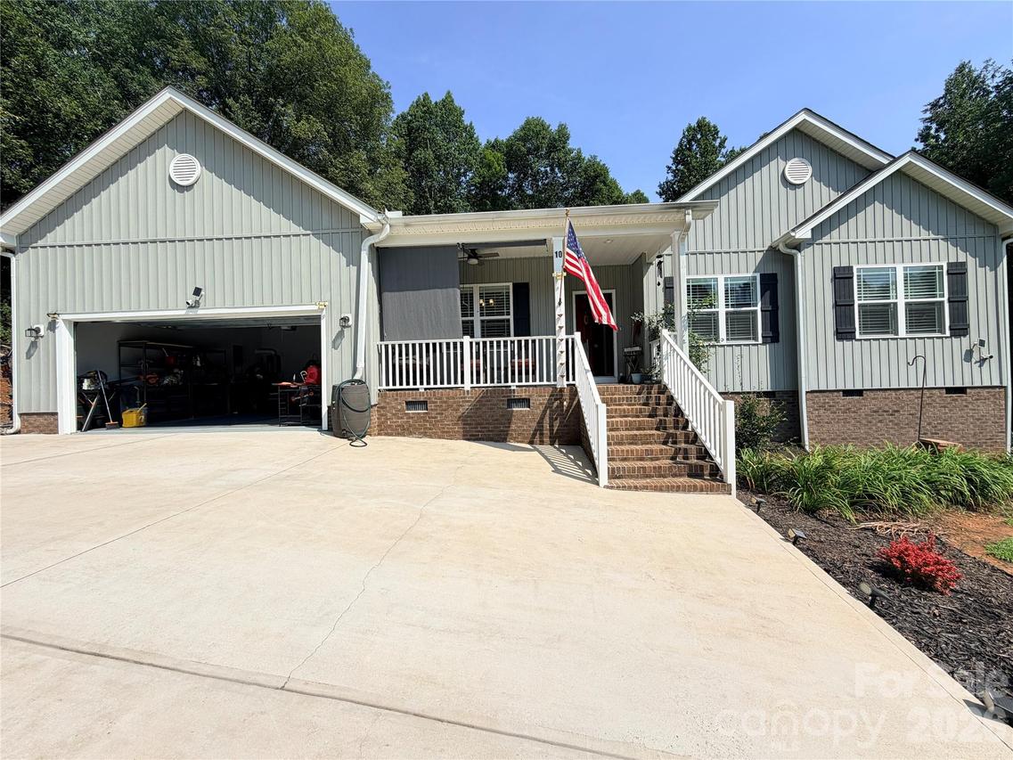 10 Mooney Dr., Taylorsville, NC 28681