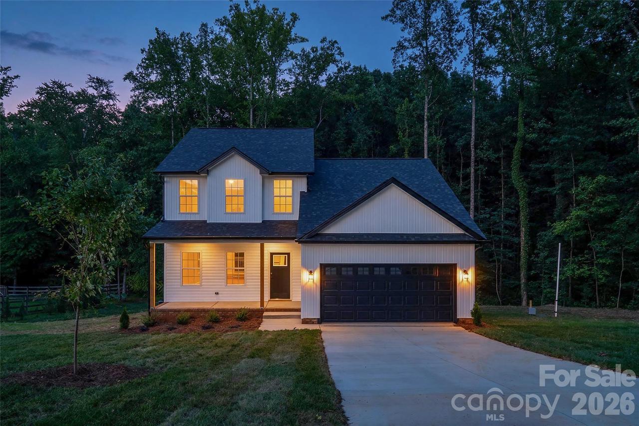 2937 Martin St., Walkertown, NC 27051
