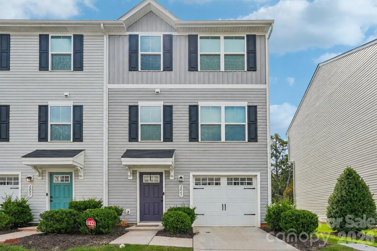 2041 Langer St., Charlotte, NC 28214