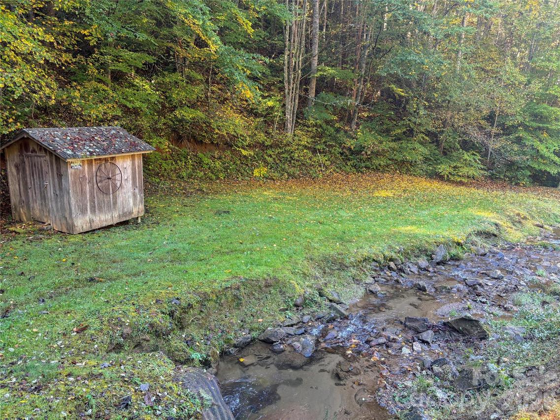 8888 Pumpkintown Rd., Sylva, NC 28779